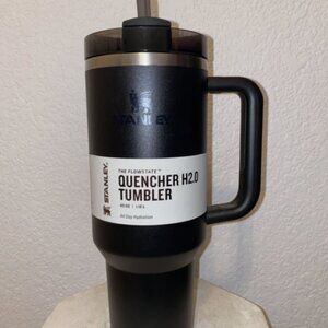 BLACK Stanley 40oz Quencher H2.0 FlowState Stainless Steel Vacuum Tumbler